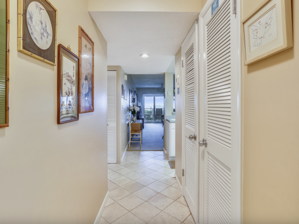 St Petersburg Beachfront Condo Rental Gulf Front Vacation Rental with Balcony
